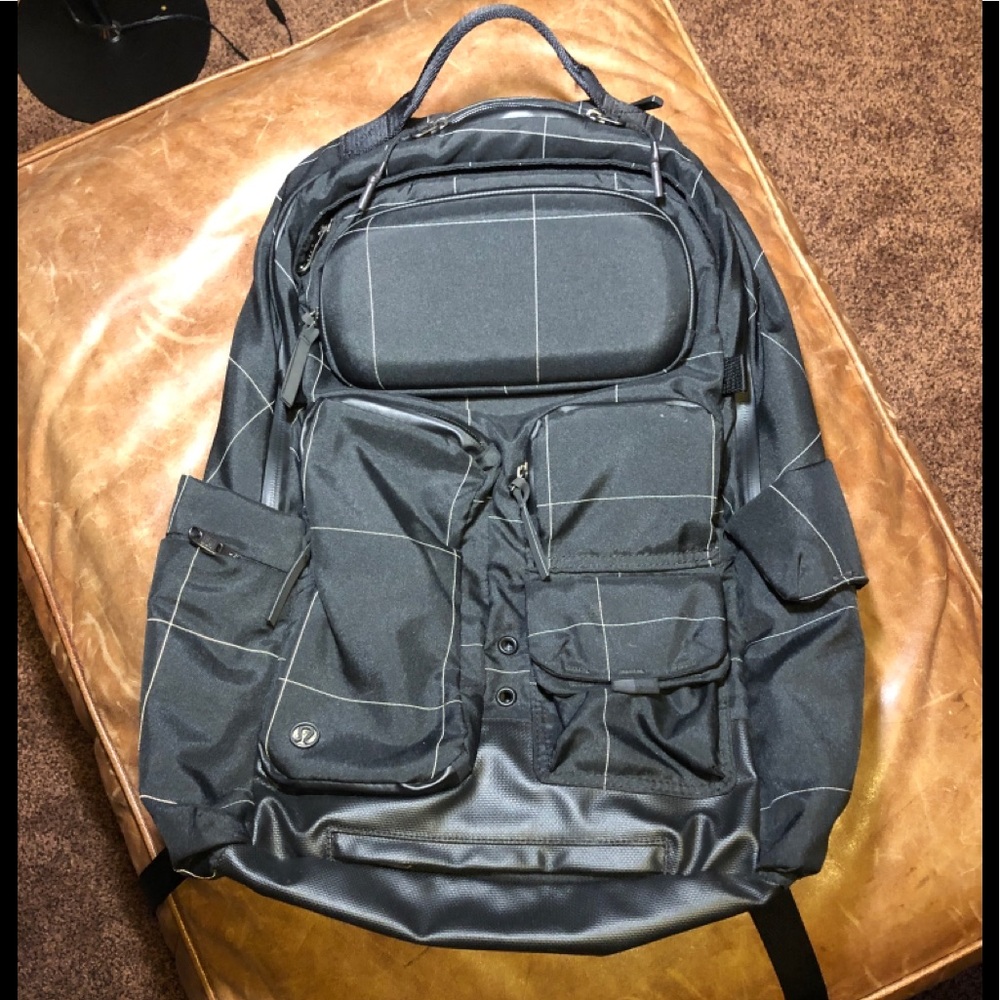 Lululemon Cruiser backpack